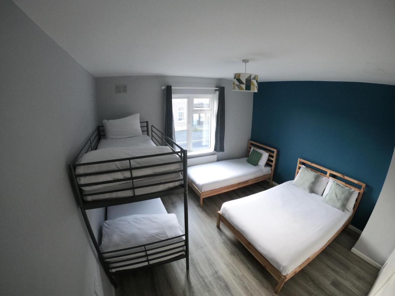Rougey Lodge Hostel Бандоран Экстерьер фото