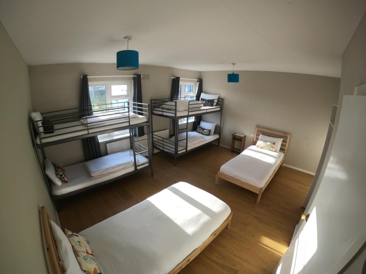 Rougey Lodge Hostel Бандоран Экстерьер фото